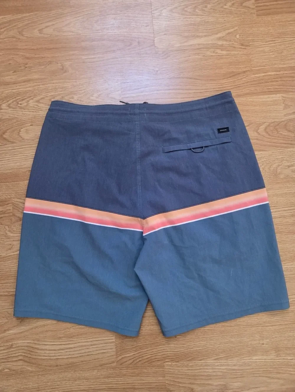 Rip Curl Rapture Layday Boardshorts Sz 32